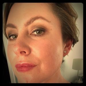 Meet your Posher, Eva